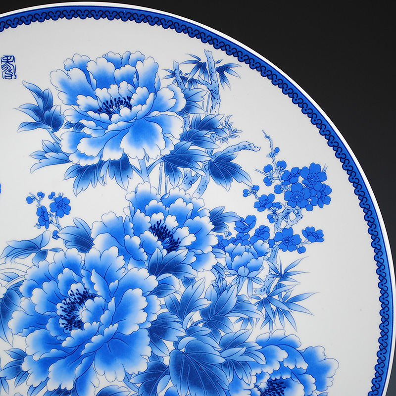 Jingdezhen ceramics 35 cm blue - and - white CV 18 prosperous hang dish decoration plate wall of setting of modern Chinese style furnishing articles