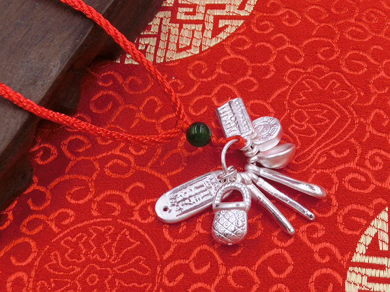 999纯银吉祥七宝吊坠3d硬银宝宝儿童长命锁满月礼物本命年挂件_7折