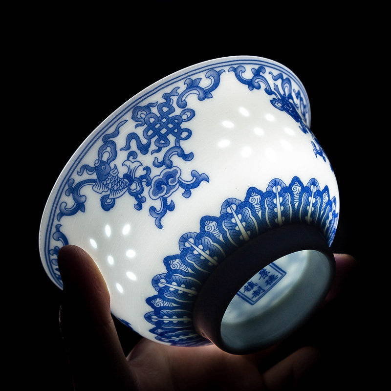 青花陶瓷碗 家用吃饭碗瓷碗米饭碗玲珑创意个性中式景德镇餐具