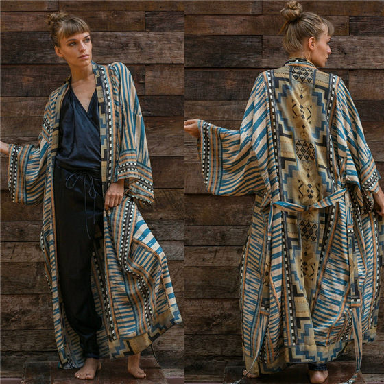 Beach vacation sunscreen loose large size beach jacket cardigan bikini swimsuit blouse blouse long skirt women
Beach vacation sunscreen loose large size beach jacket cardigan bikini swimsuit blouse blouse long skirt women