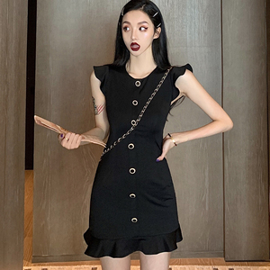 Black Ruffle sleeveless short lady lady’s slim dress