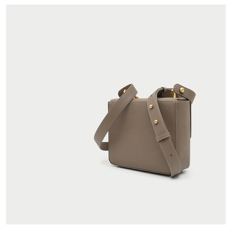 【最新折扣价258元】【pailaili】方形牛皮方包 2018