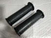 Mens motorcycle accessories double cylinder big Prince CM125 Chunlan Tiger hand glue left and right handle rubber sleeve throttle handle