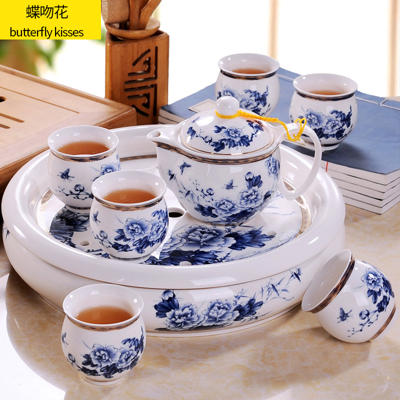 Jingdezhen blue and white porcelain tea sets of household ceramics large Chinese teapot kung fu tea tray cups of a complete set of