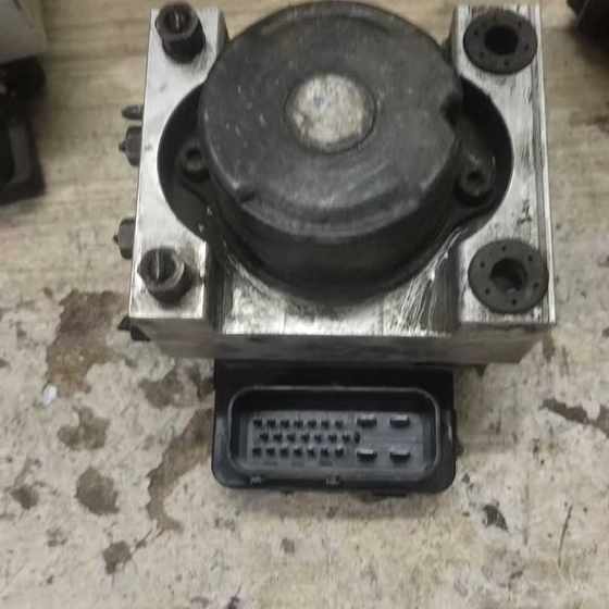 Honda Fit Brake ABS 펌프 자동차 부품에 적합합니다 Honda Fit Brake ABS 펌프 자동차 부품에 적합합니다