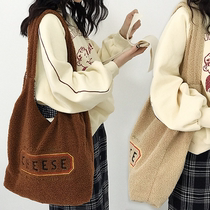 2021 Korean new autumn and winter lamb velvet fashion plush embroidery Japanese and Korean ins Wind Joker shoulder bag womens bag