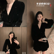 Mrs Qian black velvet jumpsuit womens autumn and winter 2019 new high waist V-neck long sleeve sexy jumpsuit