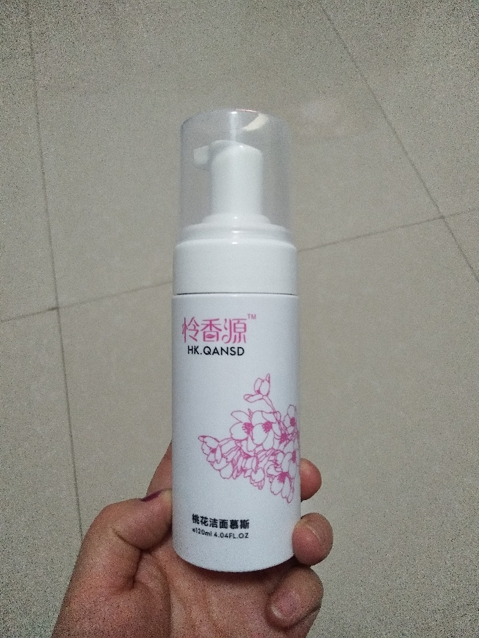 桃花精华洁面慕斯洗卸二合一质量怎么样,哪个好使用后推荐,第3张 桃花精华洁面慕斯洗卸二合一质量怎么样,哪个好使用后推荐,第3张