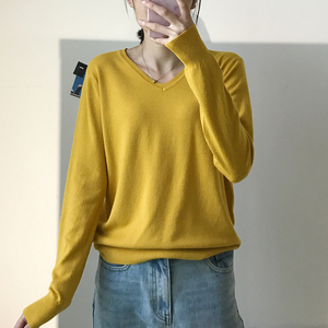 明戎家 秋冬纯色内搭V领套头针织衫长袖显瘦修身打底衫毛衣女