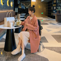 Pink woolen coat female autumn and winter medium long section of small sub-display slim retro straight drum temperament over knee.