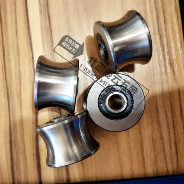 现货 外圈u型槽轴承 滚轮 导轮滑轮r15走30光棒 过30轴 8*32*22mm