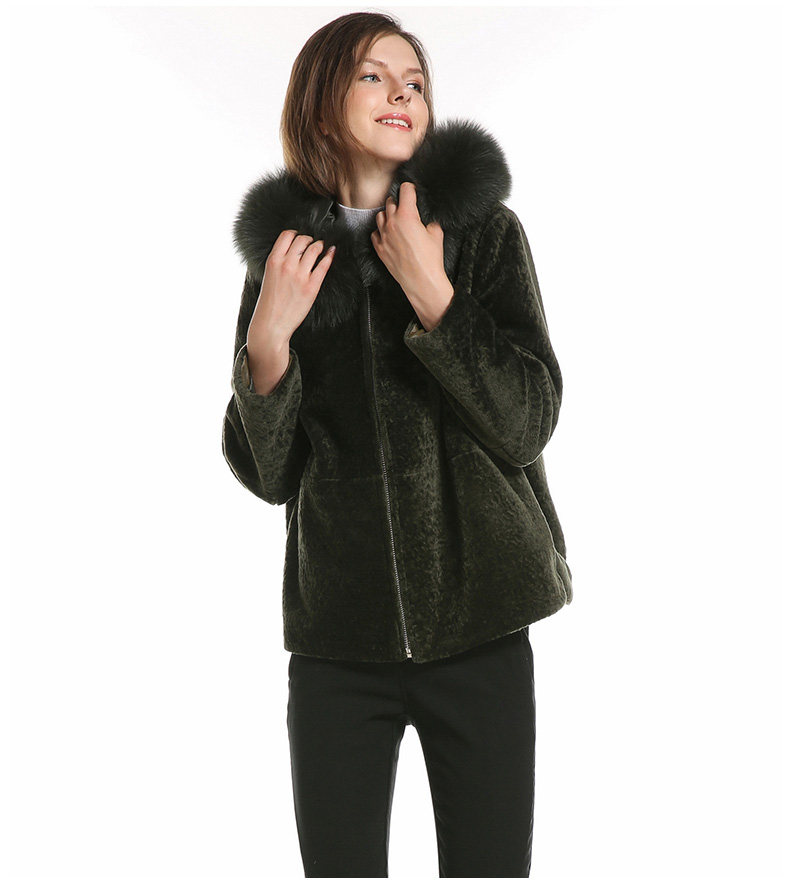 buou buou邦宝女装2017冬季狐狸毛领短款保暖羊剪绒大衣dd4c007