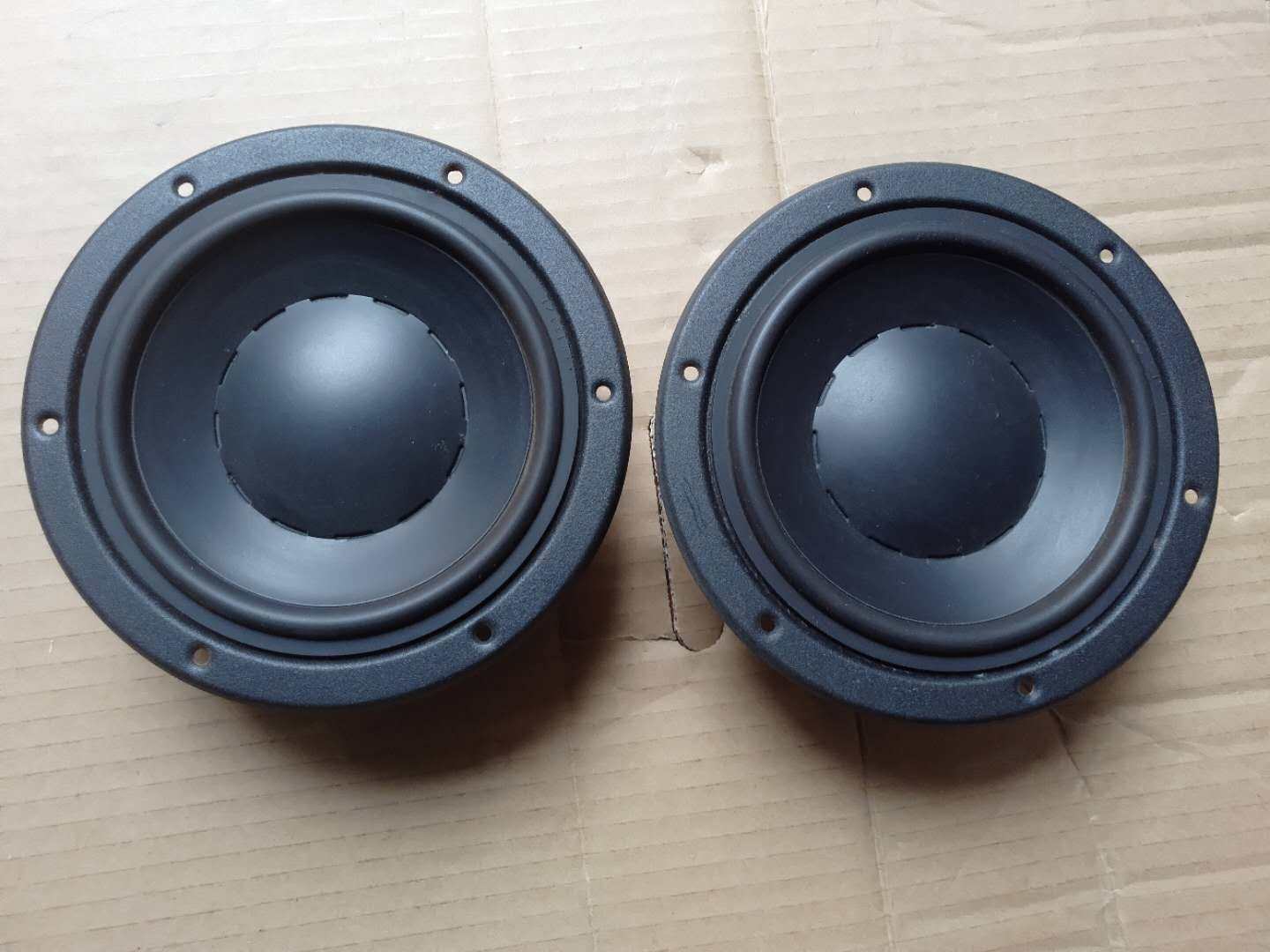 03单拿17w75中低音一对售出