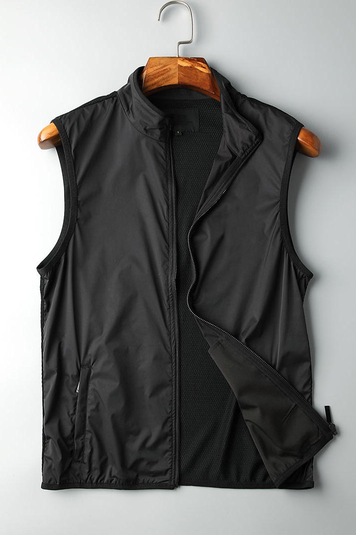 夏季新款 高端品质男装马甲 轻薄透气 男士立领修身坎肩 背心