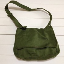 Army Green Old-fashioned nostalgic green schoolbag canvas slanted shoulder-laden shoulder wrapped red guards to serve the people