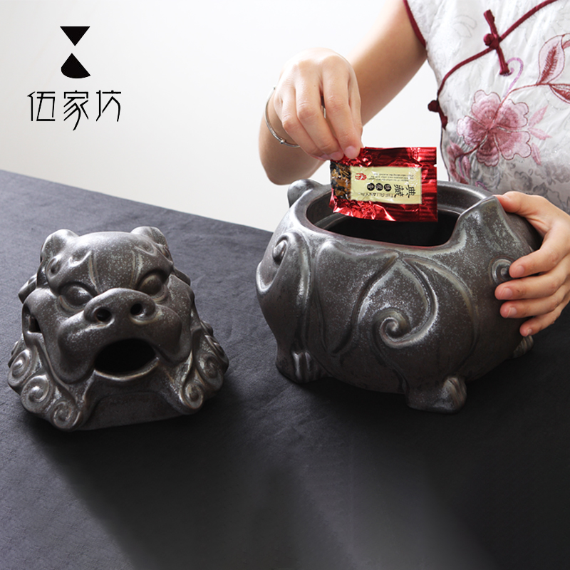 The Wu family fang benevolent the mythical wild animal large ceramic tea pot home furnishing articles gifts ornaments handicrafts