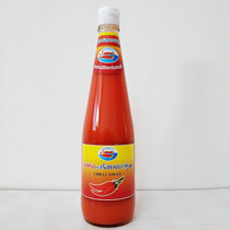 Thai imports are Lachine garlic sauce chilli sauce 640 gr Thai sour hot sauce sweet and spicy 2 peppers
