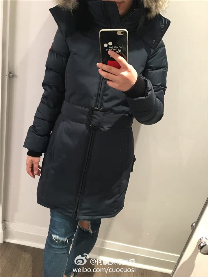 Женский пуховик CANADA GOOSE Rowan Женский пуховик CANADA GOOSE Rowan