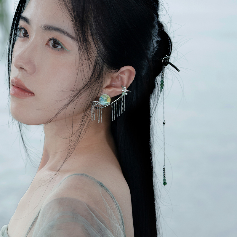 绘间手绘【月下西湖-藏月】新中式国风宋韵清冷流苏氛围耳环耳夹
