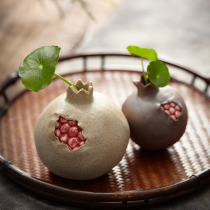 The twelve creative pomegranate flower arrangement small vase tea table Zen hydroponic copper flower pot table table flower arrangement table