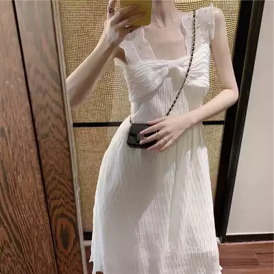 White suspender dress female summer 2021 new French coffee break bellflower Hepburn style sweet mid-length skirt