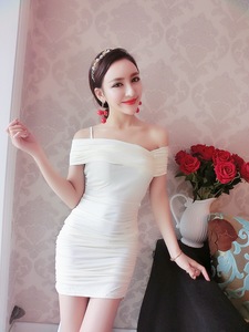 Two shoulder short sleeve solid color wrap chest sexy lady dress