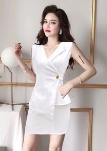 2020 summer new women’s slim V-neck suspender dress