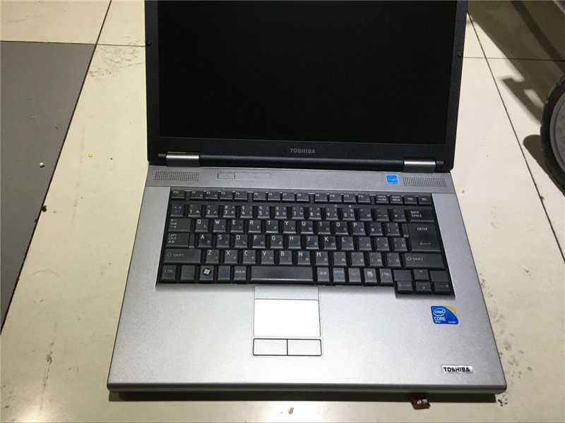 东芝商务办公 笔记本电脑 四核i7 英雄联盟 lol dnf 吃鸡游戏本