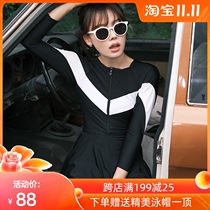 One-piece swimsuit Women summer cover belly thin long sleeve sunscreen skirt conservative fashion 2021 new hot spring gathering swimsuit