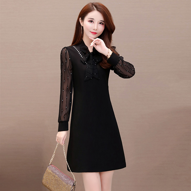 Slim-fit belly-covering dress early spring women's clothing 2021 new mother 40-50 years old foreign school quality high-end autumn and winter