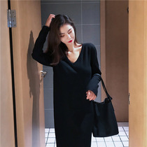 Skirt with coat Long sweater skirt with V-neck bottoming small black skirt knitted dress women over the knee in autumn and winter