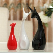 Home decorations for a family of three ornaments creative ornaments wine cabinet desk TV cabinet wedding gift ceramic deer