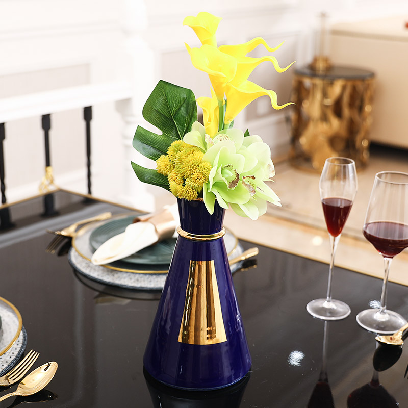 Modern European ceramic vase furnishing articles creative gold - plated flower living room table floral hand flower adornment