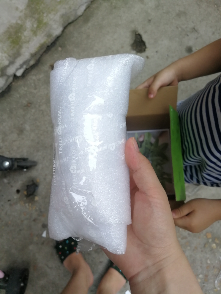非常舒适粉嘟嘟的口红 婷美小屋草莓粉_in榜 非常舒适粉嘟嘟的口红 婷美小屋草莓粉