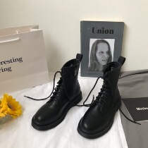 Korean version chic Martin boots womens shoes street shot British style 2021 new versatile black motorcycle boots ins tide cool