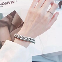 Small rubber bands give boyfriends little ancestors wrists boys couples wrists a pair of already headstring boyfriends