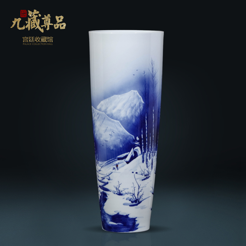 Jingdezhen ceramics hand - made snow of blue and white porcelain vase Chinese style living room TV ark, flower arranging porch is decorated furnishing articles