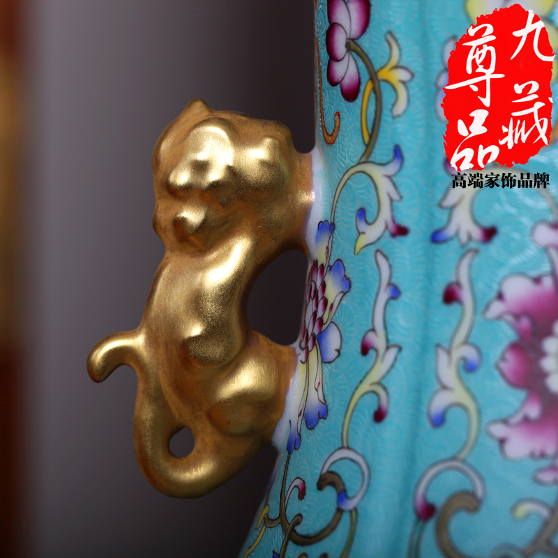 Jingdezhen ceramics imitation the qing qianlong pastel cui to tie up branch lines double lion penetration ear vase collection crafts