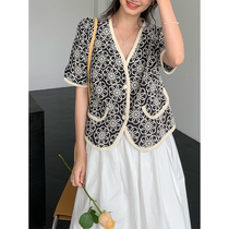 Love rose fat mm gentle bubble sleeve street embroidered shirt woman summer skinny flower short sleeve v-collar coat