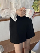 Black shorts female summer loose 2022 new high waist display slim fat mm casual 100 lap suit broadleg A character shorts