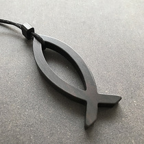 Jesus Fish Uw Wood Necklace Yi Tree Home Handicraft Personality Gift Casual Ornament Wood Products Decorative Pendant