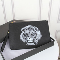 New genuine leather handbag hand bag Tidal Male Envelope Bag Han Version Fashion Bull Leather Hand Grab Bag Dog Head Clip Bag Mens Bag Men