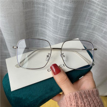 Large frame retro square metal glasses frame Korean version of simple men and women anti-blue glasses hypoallergenic temples with myopia