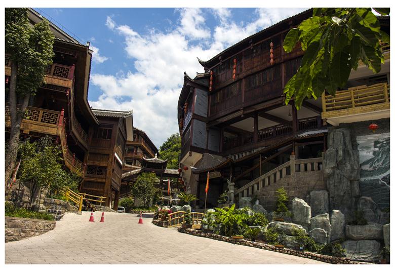 电话:023-68256825  地址:北碚区碚南大道106号  石柱县万寿古寨