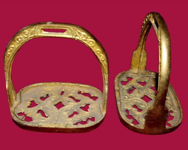 黄铜材质雕花马镫 仿古实用结实马镫 新牧人蒙古族传统马具-淘宝网