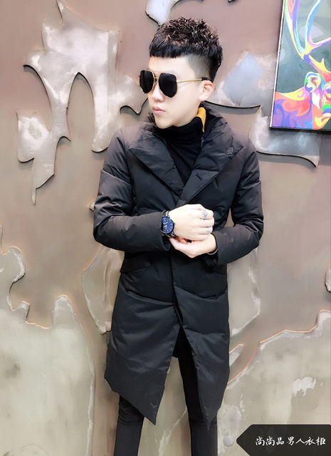 2020 winter trend men's personality slim down jacket Korean version of the British handsome mid-length fashion down jacket 2020 winter trend men's personality slim down jacket Korean version of the British handsome mid-length fashion down jacket