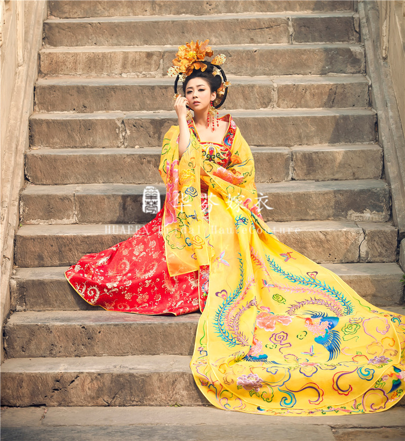 华芬嫁衣 汉服 唐服 凤袍 古装中式礼服 手工刺绣 真丝黄色欧根纱