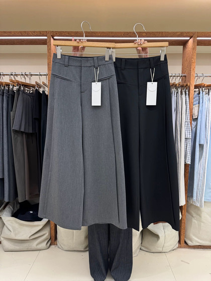 Simnice folded waist-padded trousers for women wide-leg drooping floor pants loose gray casual trousers suit pants
Simnice folded waist-padded trousers for women wide-leg drooping floor pants loose gray casual trousers suit pants