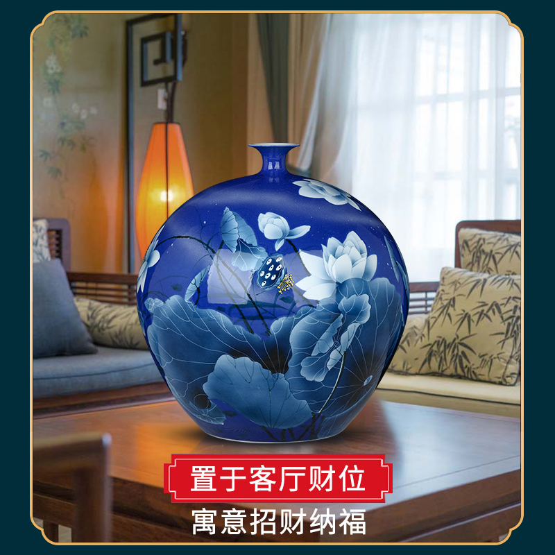 Jingdezhen chinaware lotus of blue and white porcelain vase hand - made flower arrangement sitting room decoration of Chinese style desktop furnishing articles