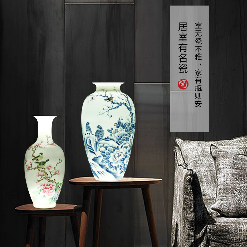 Jingdezhen ceramics hand - made vases, flower arrangement sitting room place, a large Chinese style household TV ark, decorative arts and crafts